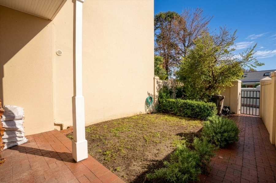 To Let 2 Bedroom Property for Rent in Franschhoek Western Cape